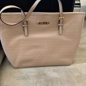Michael kors tote